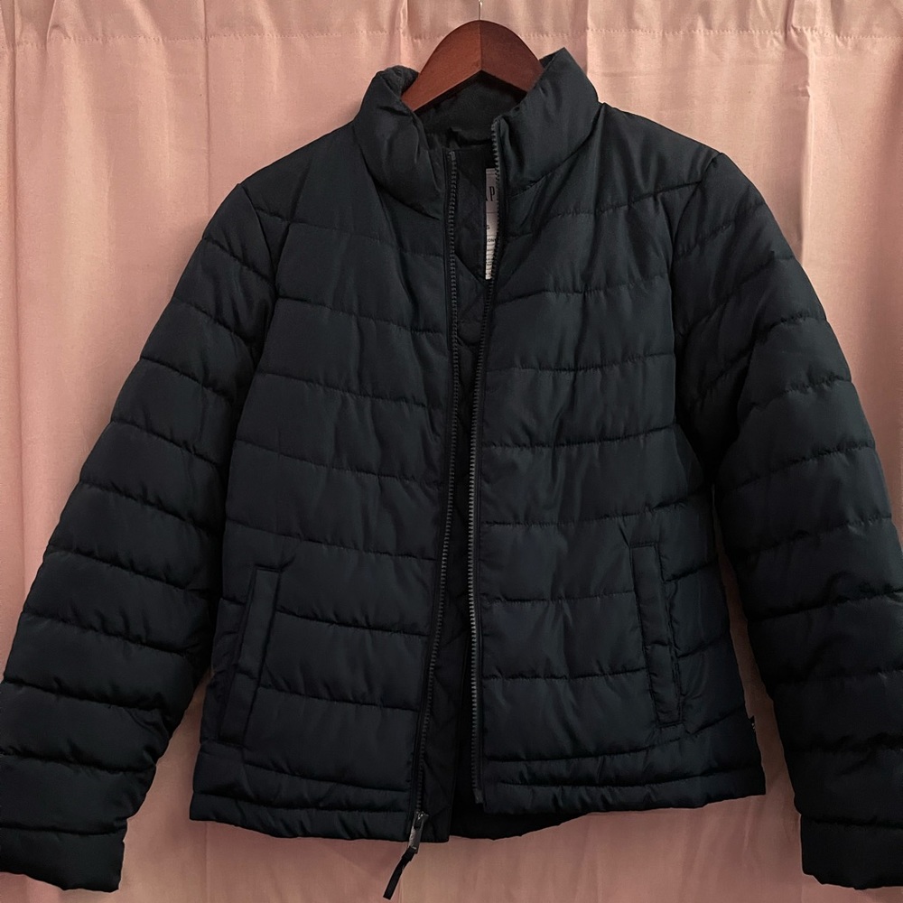 Women gap cold control puffer jacket /water resistant !
